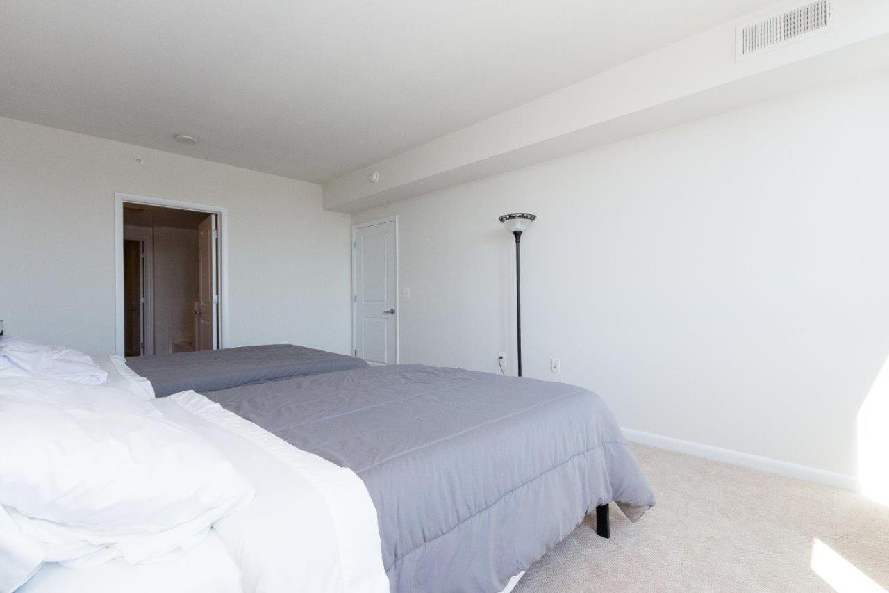 Pentagon Luxe Apartments Arlington Eksteriør billede
