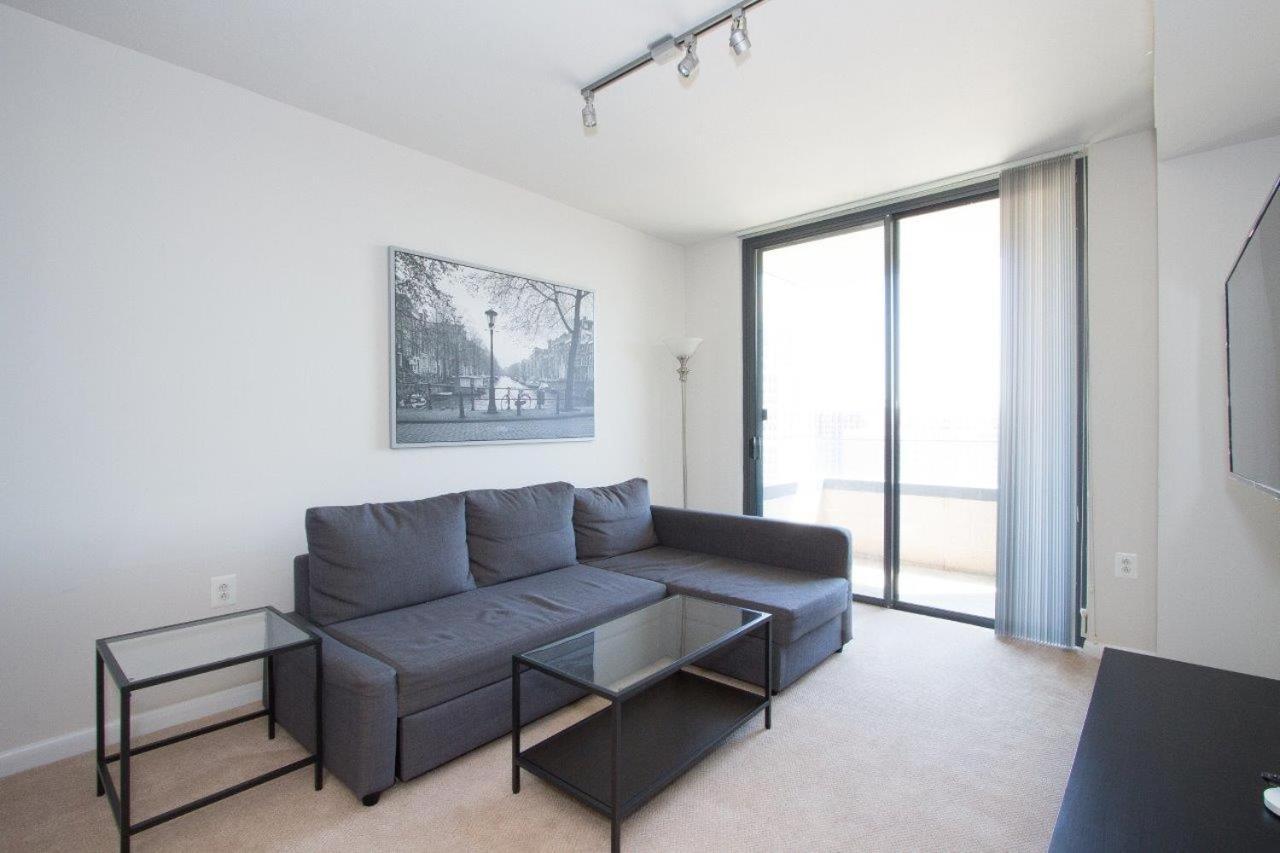 Pentagon Luxe Apartments Arlington Eksteriør billede